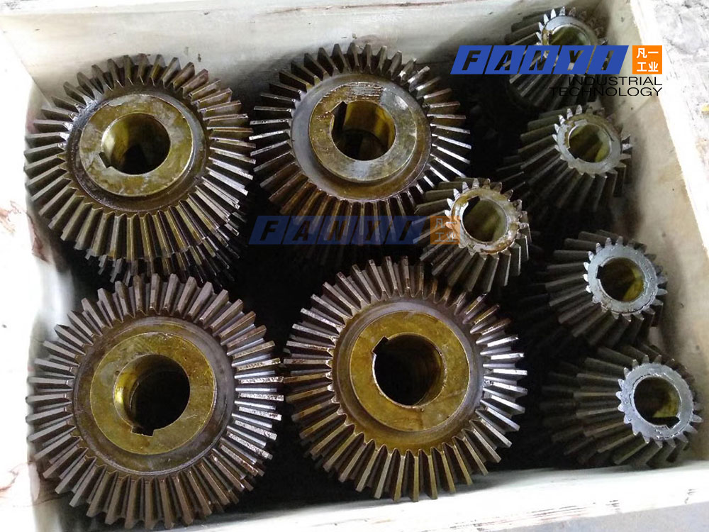 Raymond Mill Gear Components3